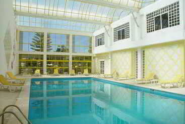 Piscină