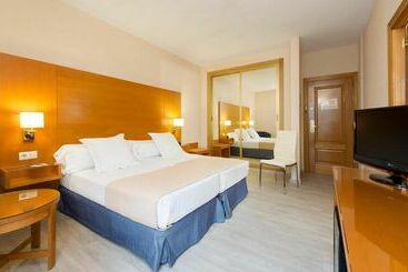 هتل Tryp Ciudad De Alicante