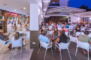 هتل Sorra Daurada Splash