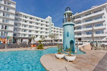 هتل Fergus Club Pineda Splash