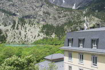 Gran Hotel– Balneario De Panticosa