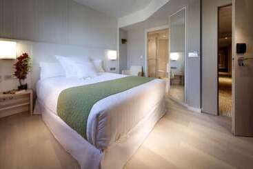 בית מלון כפרי Barcelo Bilbao Nervion