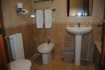 هتل Hostal El Mirador