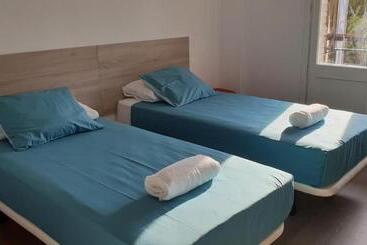 هتل Pensión La Estrella