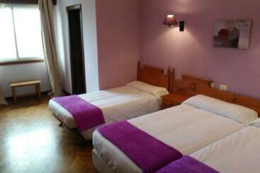 هتل Hostal San Telmo