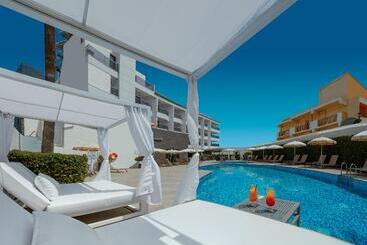 Hotel Rh Portocristo & Wellness