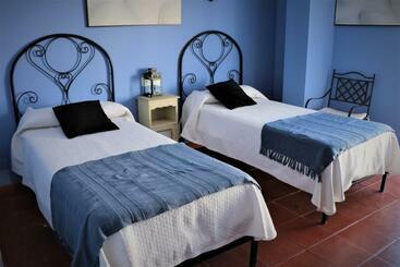 Hostal Arco Plaza