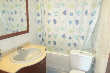 هتل Hostal Lima