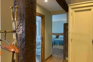 هتل Hostal El Resbalon
