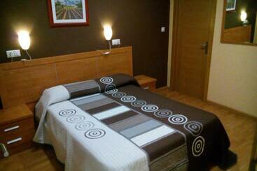 هتل Hostal Lido