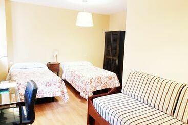 هتل Hostal Puerta Bonita Vista Alegre