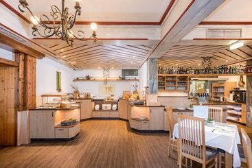 هتل Ferienalm Panorama Apartments