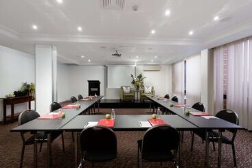 هتل Rydges Camperdown