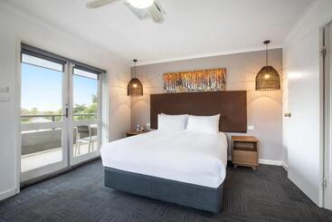 فندق على الطريق Doncaster Apartments By Nightcap Plus