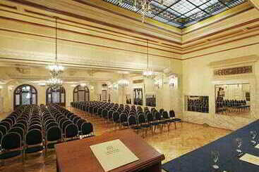 Castelar Hotel & Spa
