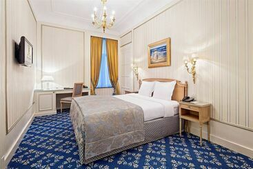هتل Metropole