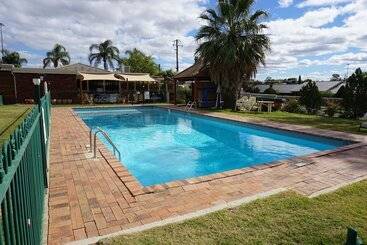 בית מלון כפרי Econo Lodge Gateway Tamworth
