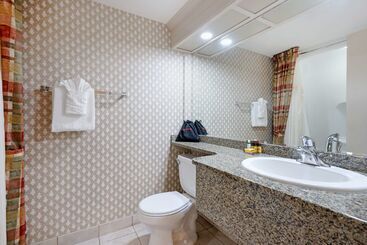 هتل Best Western Plus Port Ocall
