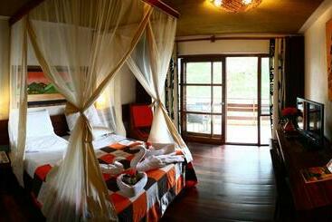 فندق Club Du Lac Tanganyika