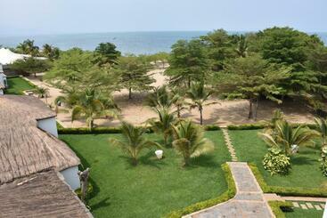 هتل Club Du Lac Tanganyika