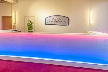هتل Bedfort Inn & Suites