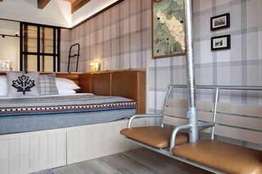 فندق Moxy Banff