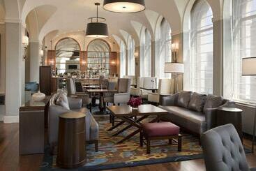 هتل Fairmont Palliser