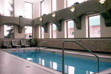 Travelodge Hotel Calgary Macleod Trail