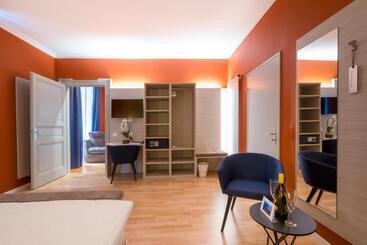 فندق Zurigo Downtown