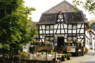هتل Haus Sonnenschein
