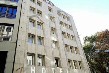 هتل Konigshof The Arthouse