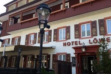 호텔 Hostel Zum Löwen