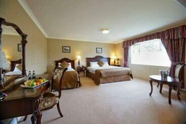 فندق Finnstown Castle