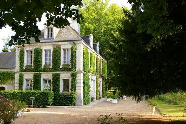 Отель Hostellerie Du Château De L Isle