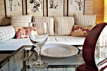 هتل Hostellerie Du Grand Saint Antoine