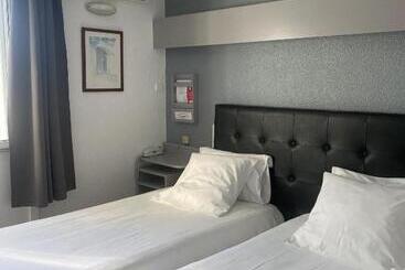 ホテル Fasthôtel Mont De Marsan   Un Hôtel Fh Collection