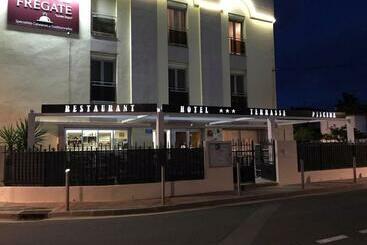 هتل Hôtel La Frégate