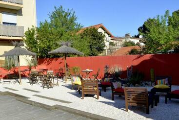 هتل Hôtel Les Mimosas