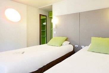 ホテル Campanile Auxerre Moneteau