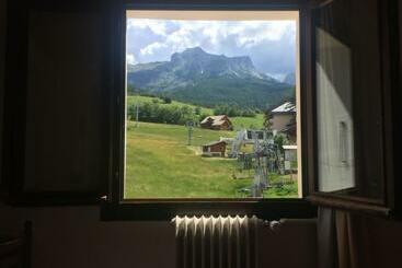 هتل Hôtel Soleil Des Neiges