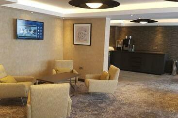 هتل Crowne Plaza Basingstoke, An Ihg
