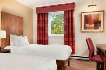 Village Hotel Bracknell