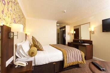 בית מלון כפרי Best Western Plus White Horse