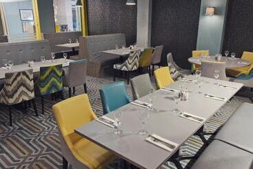 هتل Holiday Inn Newcastle Gosforth Park, An Ihg