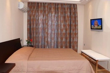 ホテル Messinian Bay