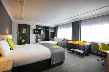 酒店 Thistle Express Swindon