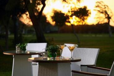 هتل Mitsis Ramira