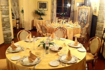 Hotel Villa Le Rondini