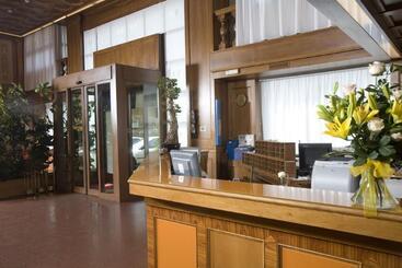 酒店 Albergo Italia