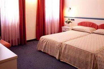 هتل Sole Relax & Panorama